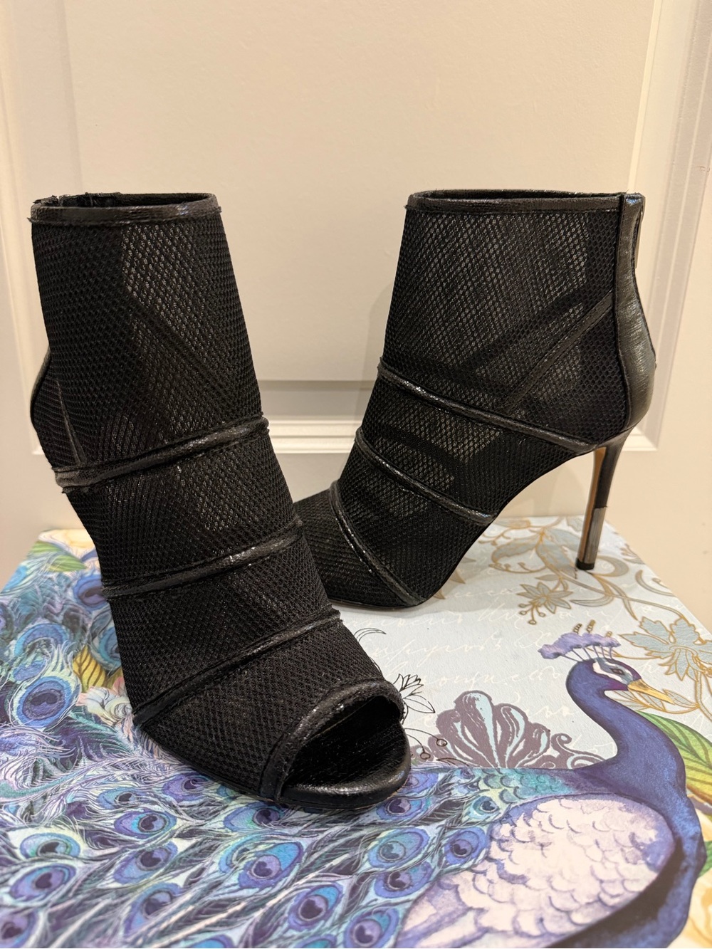 Jessica Simpson Jassie Black Mesh Peep Toe Stiletto Ankle Booties 8M